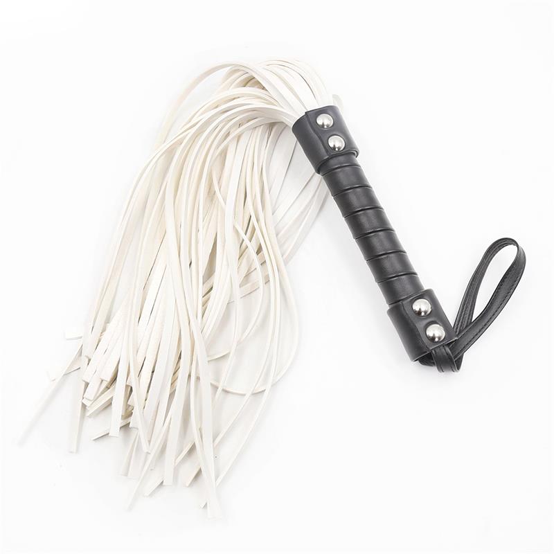 Double Rivet Flogger 44 cm