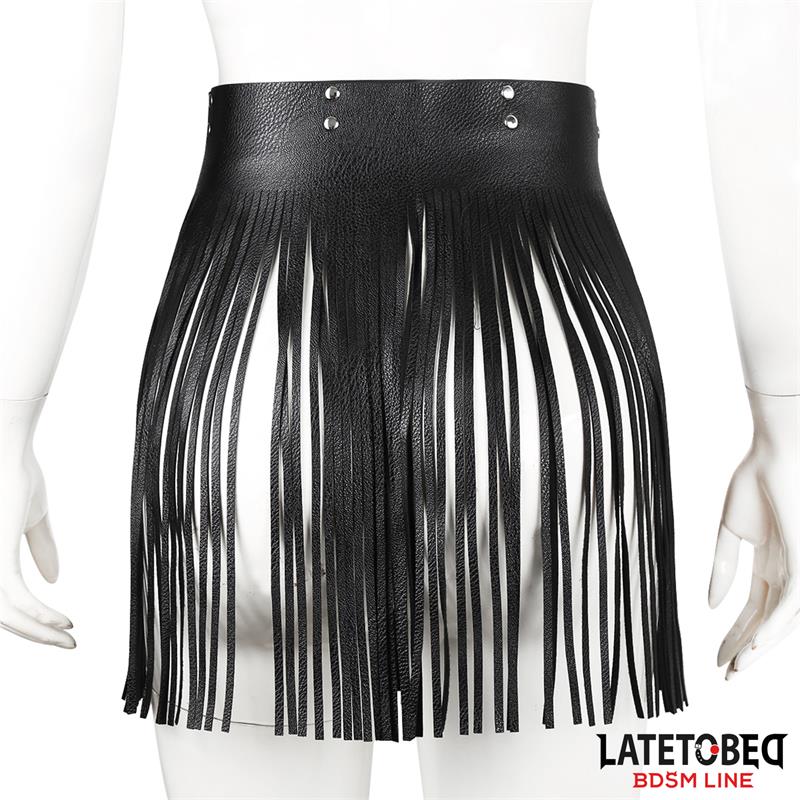 Short Shake Fringe Skirt